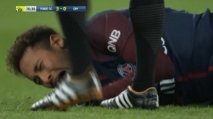 Panica la Paris. Ronaldo vine la Neymar, insa acesta ar putea sa nu fie acasa. Brazilianul s-a prabusit pe teren si a fost scos cu targa in derby-ul cu Marseille. PSG a continuat in 10 oameni