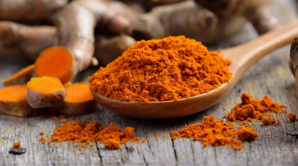 De ce este bine sa bei în fiecare dimineata apa calda cu turmeric? Organismul se transforma rapid De ce este bine sa bei în fiecare dimineata apa calda cu turmeric? Organismul se transforma rapid