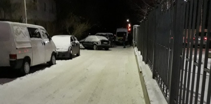 Reglare de conturi si focuri de arma in trafic. O persoana ar fi fost ranita in urma unor impuscaturi, in sectorul Botanica al capitalei - FOTO Reglare de conturi si focuri de arma in trafic. O persoana ar fi fost ranita in urma unor impuscaturi, in sectorul Botanica al capitalei - FOTO