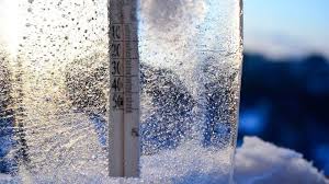 Primavara incepe cu cod galben de ger si vant puternic in toata tara. Acum, in capitala, termometrele indica -15 grade Celsius. Va fi si mai frig