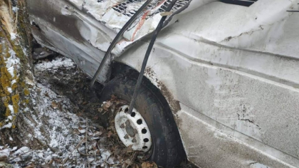 Un copil a murit, iar alte noua persone se afla la spital cu diverse traumatisme, unii in stare grava. Noi detalii despre accidentul care s-a produs langa Bozieni - FOTO