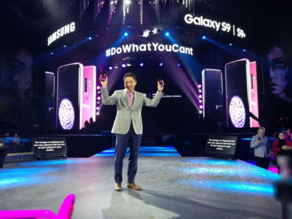 Lansare Samsung Galaxy S9 in Romania. Primul smartphone cu diafragma duala pentru camera foto - FOTO