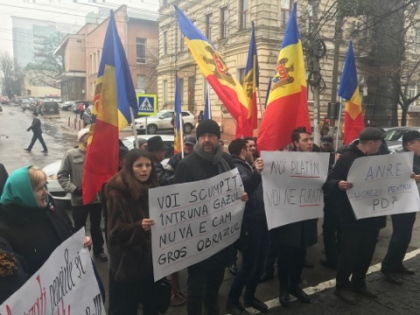 URMARESTE LIVE. PAS si PPDA organizeaza un flashmob privind amanarea reducerii a tarifelor la gazele naturale