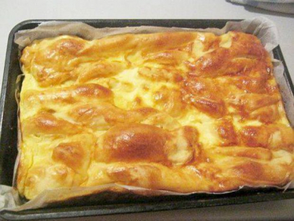 Placinta de post, cu ceapa si mujdei Placinta de post, cu ceapa si mujdei
