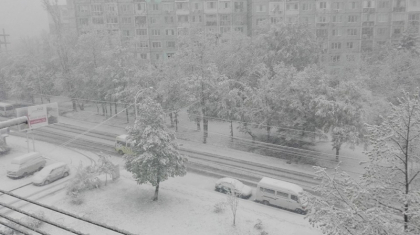 Un nou cod galben a fost emis in aceasta dupa-amiaza: vine urgia alba. Anuntul facut de meteorologi cu putin timp in urma. Ce ne asteapta in urmatoarele 3 zile