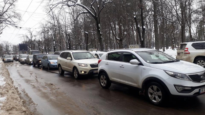 Se circula bara la bara pe strazile din capitala. Centrul orasului, blocat - GALERIE FOTO Se circula bara la bara pe strazile din capitala. Centrul orasului, blocat - GALERIE FOTO