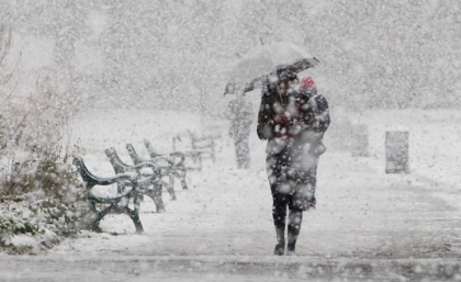Ninsori puternice in sudul tarii si minime de pana la -13 grade Celsius. Cum va fi vremea in acest weekend si cand se va incalzi. Prognoza meteo - FOTO