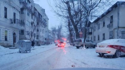Ninge abundent in centrul si sudul tarii. Pana cand se va mentine codul galben de vreme rea. Prognoza meteo - GALERIE FOTO