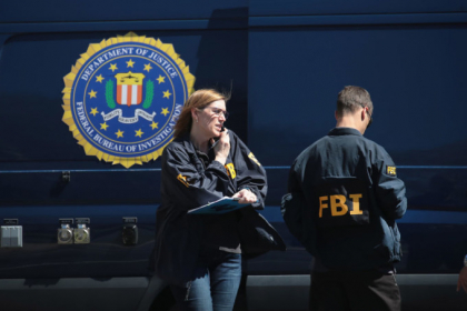 FBI ancheteaza colete suspecte trimise unor institutii oficiale din Washington