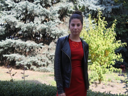 De mai bine de jumatate de an a plecat dintr-un centru de plasament, iar de atunci nimeni nu mai stie nimic de ea. O adolescenta de 16 ani este cautata de catre autoritati - FOTO De mai bine de jumatate de an a plecat dintr-un centru de plasament, iar de atunci nimeni nu mai stie nimic de ea. O adolescenta de 16 ani este cautata de catre autoritati - FOTO
