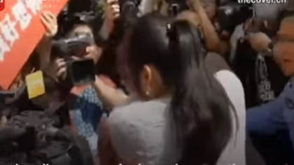 O familie si-a gasit fiica dupa 24 de ani de cautari. Fata se afla la 20 de kilometri departare - VIDEO O familie si-a gasit fiica dupa 24 de ani de cautari. Fata se afla la 20 de kilometri departare - VIDEO