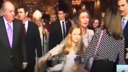 Spaniolii sunt consternati. Regina Letizia s-a certat cu soacra ei in fata tuturor - VIDEO Spaniolii sunt consternati. Regina Letizia s-a certat cu soacra ei in fata tuturor - VIDEO