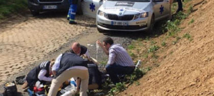 Imagini socante in cea mai grea cursa din ciclism: Un rutier belgian a suferit un stop cardiac dupa o cazatura - FOTO
