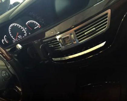 Un barbat si-a dus Mercedes-ul in valoare de 170.000 de euro la service si a uitat camera de filmat deschisa. Ce a descoperit - VIDEO