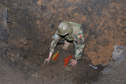 Mai multe explozibile din perioada celui de-al Doilea Razboi Mondial, gasite de catre un barbat intr-o padure din Causeni - GALERIE FOTO Mai multe explozibile din perioada celui de-al Doilea Razboi Mondial, gasite de catre un barbat intr-o padure din Causeni - GALERIE FOTO