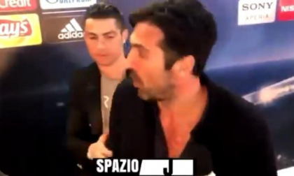 Ronaldo a trecut pe langa Buffon in momentul in care acesta era la interviu si vorbea despre penalty-ul acordat madrilenilor si eliminarea sa pe final de meci. Ce s-a intamplat intre cei doi - VIDEO