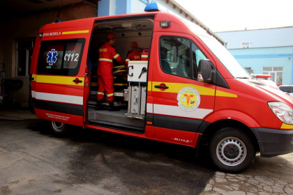 O moldoveanca in varsta de 38 de ani, ranita intr-un accident produs in Ungaria, va fi adusa in tara de catre un echipaj SMURD - FOTO