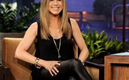 Adevarul despre cicatricea uriasa de pe fata actritei Jennifer Aniston