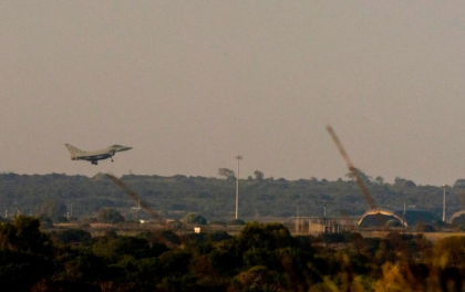 Noua rachete care urmau sa distruga o baza militara din Homs, doborate. Acestea ar proveni din Israel Noua rachete care urmau sa distruga o baza militara din Homs, doborate. Acestea ar proveni din Israel