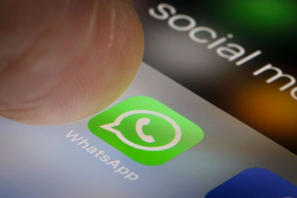 O poza trimisa prin WhatsApp l-a dus direct dupa gratii. De ce a fost arestat un barbat din Tara Galilor - FOTO O poza trimisa prin WhatsApp l-a dus direct dupa gratii. De ce a fost arestat un barbat din Tara Galilor - FOTO