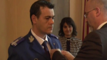 Un ofiter roman, erou in Afganistan, s-a sinucis. Motivul este un mister