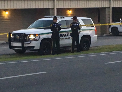Atac armat in Florida: doi politisti, impuscati mortal intr-un restaurant
