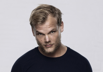 A murit cunoscutul DJ Avicii. Imagini cu artistul de la festivalul Untold, din 2015 A murit cunoscutul DJ Avicii. Imagini cu artistul de la festivalul Untold, din 2015