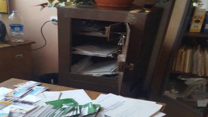 Sediul unui departament al Apa Canal a fost spart in aceasta noapte. Herta: "Am avut oaspeti. Nu au fost luate careva lucruri de pret" - FOTO