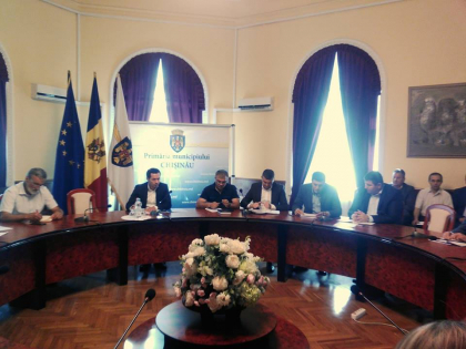 URMARESTE LIVE. Sedinta saptamanala a serviciilor primariei Chisinau din 07 mai 2018 URMARESTE LIVE. Sedinta saptamanala a serviciilor primariei Chisinau din 07 mai 2018