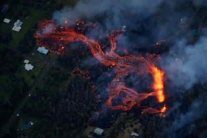 Mai multe orase din SUA ar putea fi distruse de eruptii vulcanice, in urmatoarele zile Mai multe orase din SUA ar putea fi distruse de eruptii vulcanice, in urmatoarele zile
