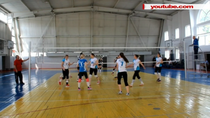 Dinamo-MAI este noua campioana a Moldovei la volei feminin. Echipa, fondata inainte de startul sezonului a cucerit trofeul in fata gruparii USM Dinamo-MAI este noua campioana a Moldovei la volei feminin. Echipa, fondata inainte de startul sezonului a cucerit trofeul in fata gruparii USM