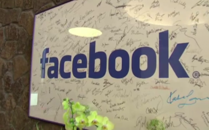 Facebook vrea sa intre pe piata serviciilor financiare. Utilizatorii ar putea face transferuri de bani pe reteaua de socializare