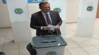 Candidatul PPDA si-a exprimat votul. Andrei Nastase: "Am votat pentu dreptate si schimabare, am votat pentru un oras care e timpul sa fie iubit" Candidatul PPDA si-a exprimat votul. Andrei Nastase: "Am votat pentu dreptate si schimabare, am votat pentru un oras care e timpul sa fie iubit"