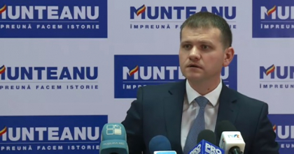Valeriu Munteanu il va sustine pe Andrei Nastase in turul 2 al alegerilor locale: "Sustinerea mea este neconditionata, dar mi-ar placea daca Nastase ar prelua cate ceva din programul meu"