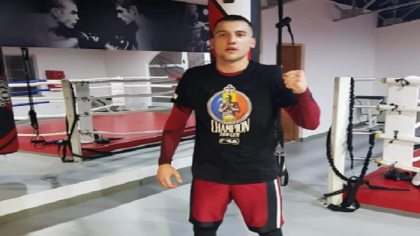 Aurel Ignat isi va petrece urmatoarele 30 de zile dupa gratii. Luptatorul K1 nu a fost adus in fata judecatorilor Aurel Ignat isi va petrece urmatoarele 30 de zile dupa gratii. Luptatorul K1 nu a fost adus in fata judecatorilor