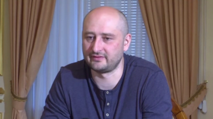 Jurnalistul rus care si-a inscenat moartea a povestit totul: "Era sange de porc"