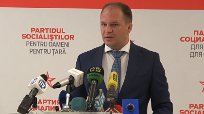 Ceban pleaca de la Dodon: "Astazi o sa prezint cererea de demisie din functia de secretar si purtator de cuvant". Socialistul sustine ca va lucra si weekend-urile, la Primarie: "Vom sustine toate initiativele noului primar"