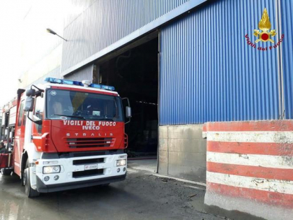 Moldoveanul, aflat in stare extrem de grava intr-un spital din Italia, cu arsuri pe 100% din suprafata corpului, dupa ce tone de otel topit la 1600 de grade au cazut peste el, a pierdut lupta cu viata Moldoveanul, aflat in stare extrem de grava intr-un spital din Italia, cu arsuri pe 100% din suprafata corpului, dupa ce tone de otel topit la 1600 de grade au cazut peste el, a pierdut lupta cu viata