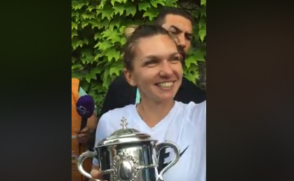 Halep, video cu imnul Romaniei pe Facebook: "Un vis devenit realitate" Halep, video cu imnul Romaniei pe Facebook: "Un vis devenit realitate"