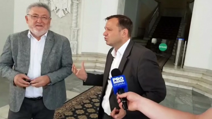 Nastase catre Grozavu, despre demolarea cinematografului Gaudeamus: "Dvs ati trecut prin beciurile CNA-ului, nu va mai speriati de nimic, dupa ce v-a plimbat Plahotniuc pe acolo, nu mai aveti nicio frica" - VIDEO Nastase catre Grozavu, despre demolarea cinematografului Gaudeamus: "Dvs ati trecut prin beciurile CNA-ului, nu va mai speriati de nimic, dupa ce v-a plimbat Plahotniuc pe acolo, nu mai aveti nicio frica" - VIDEO