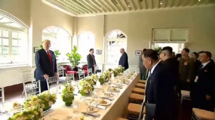 Trump si Kim, discutii si in timpul mesei. Ce au mancat cei doi presedinti