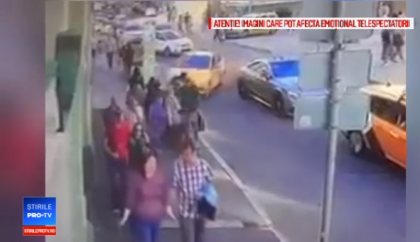 Imaginile care arata ca taximetristul a intrat intentionat in multime in Moscova Imaginile care arata ca taximetristul a intrat intentionat in multime in Moscova