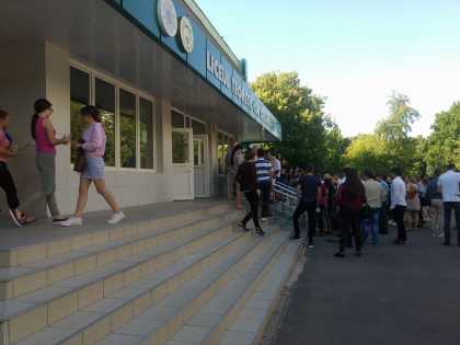 Liceenii sustin astazi ultimul examen din sesiunea de bacalaureat la disciplina aleasa - GALERIE FOTO