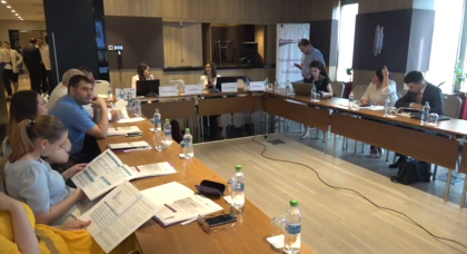 URMARESTE LIVE. Masa rotunda cu tema " Prezentarea Rapoartelor de Monitorizare Promo-LEX: Finantarea partidelor politice in Republica Moldova. Retrospectiva anului 2017" URMARESTE LIVE. Masa rotunda cu tema " Prezentarea Rapoartelor de Monitorizare Promo-LEX: Finantarea partidelor politice in Republica Moldova. Retrospectiva anului 2017"