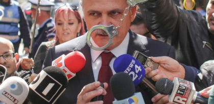 Ziua Sentintei, dosarul "Bombonica". Liviu Dragnea a fost condamnat la 3 ani si 6 luni cu executare - FOTO Ziua Sentintei, dosarul "Bombonica". Liviu Dragnea a fost condamnat la 3 ani si 6 luni cu executare - FOTO