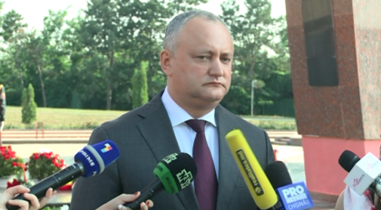 Cum raspunde Igor Dodon la intrebarea: "Manifestantii spun ca in spatele deciziei Curtii de Apel ar sta Vlad Plahotniuc, cum credeti, este justitia controlata de liderul PD?" Cum raspunde Igor Dodon la intrebarea: "Manifestantii spun ca in spatele deciziei Curtii de Apel ar sta Vlad Plahotniuc, cum credeti, este justitia controlata de liderul PD?"