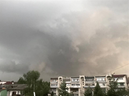 Se apropie furtuna? S-a intunecat cerul deasupra orasului. Avertizarile meteorologilor - GALERIE FOTO Se apropie furtuna? S-a intunecat cerul deasupra orasului. Avertizarile meteorologilor - GALERIE FOTO