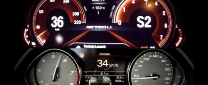 Ambele sunt limuzine de lux cu motoare uriase sub capota. Acest test de acceleratie poate avea un singur castigator. Cine este acesta - VIDEO