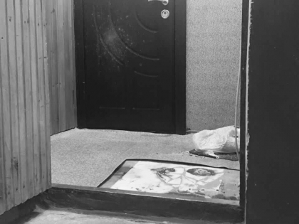 Ce spun vecinii barbatului de 30 de ani, impuscat mortal, aseara, intr-un apartament de la Buiucani: "Era muzica data tare, iar la un moment dat s-au auzit multe impuscaturi". Cine e principalul suspect. Imagini de la locul tragediei - GALERIE FOTO