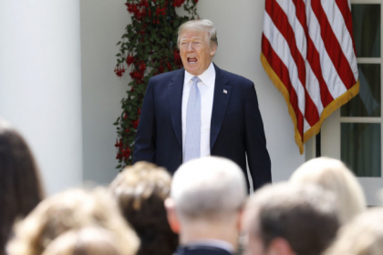 Trump: "UE face la fel de mult rau ca China, doar ca este mai mica"